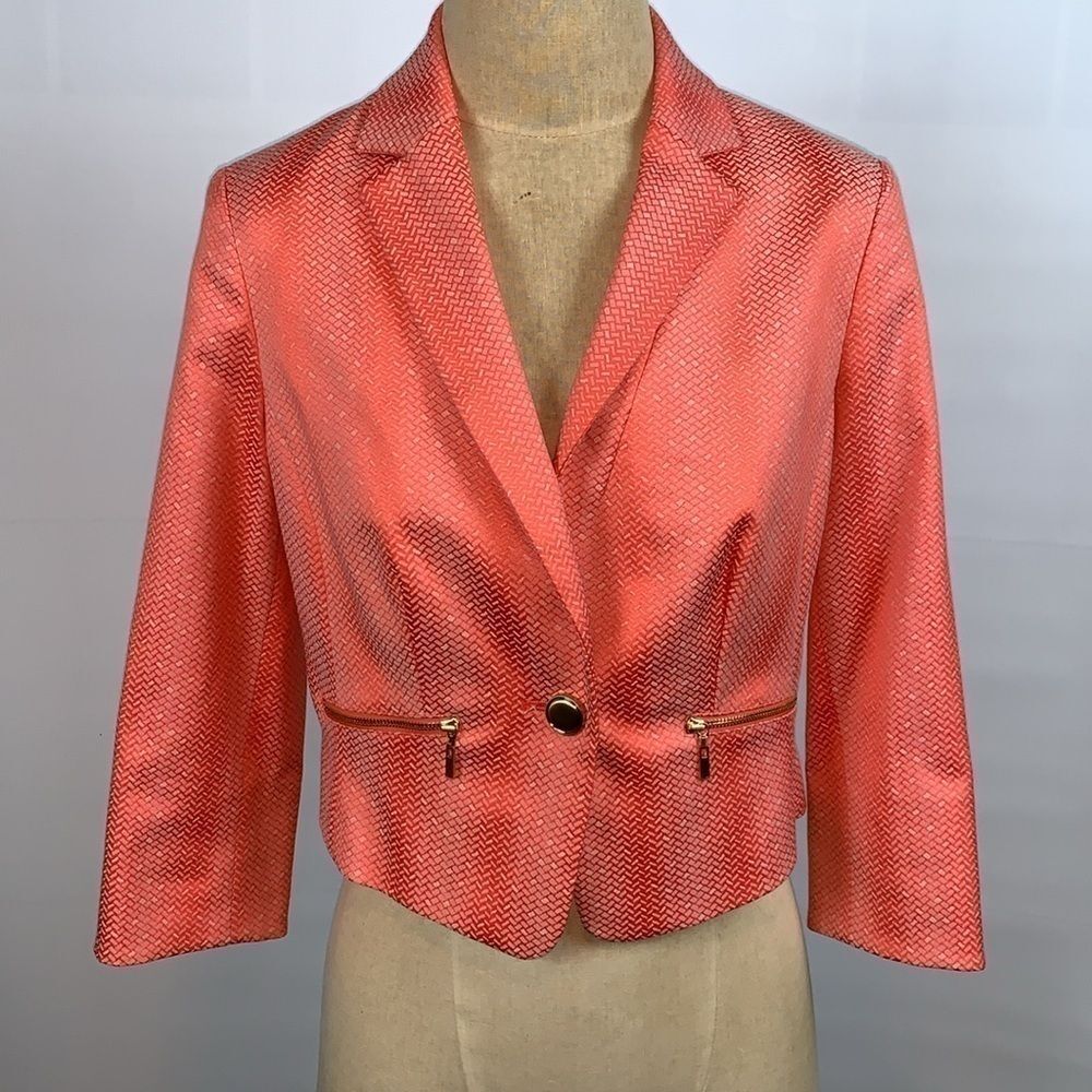 Et Cetera coral orange textured cropped blazer with 3/4 length sleeves, Size 6